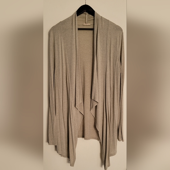 Cardigan - Picture 1 of 1